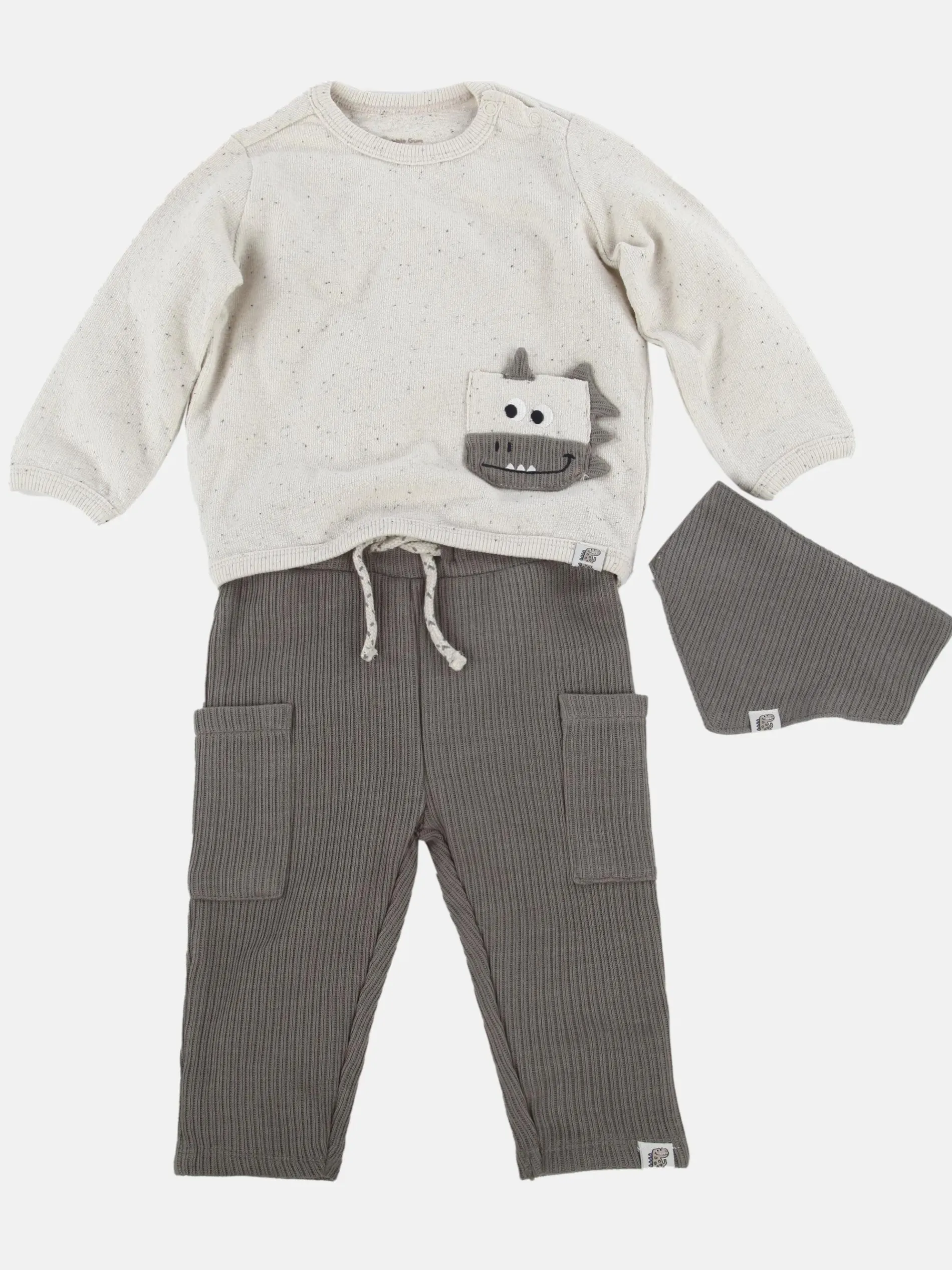 Baby Jungen 3er Set, bestehend aus Pulli, Hose und Lätzchen