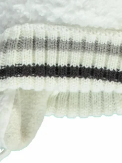 Baby Mütze im Bommel