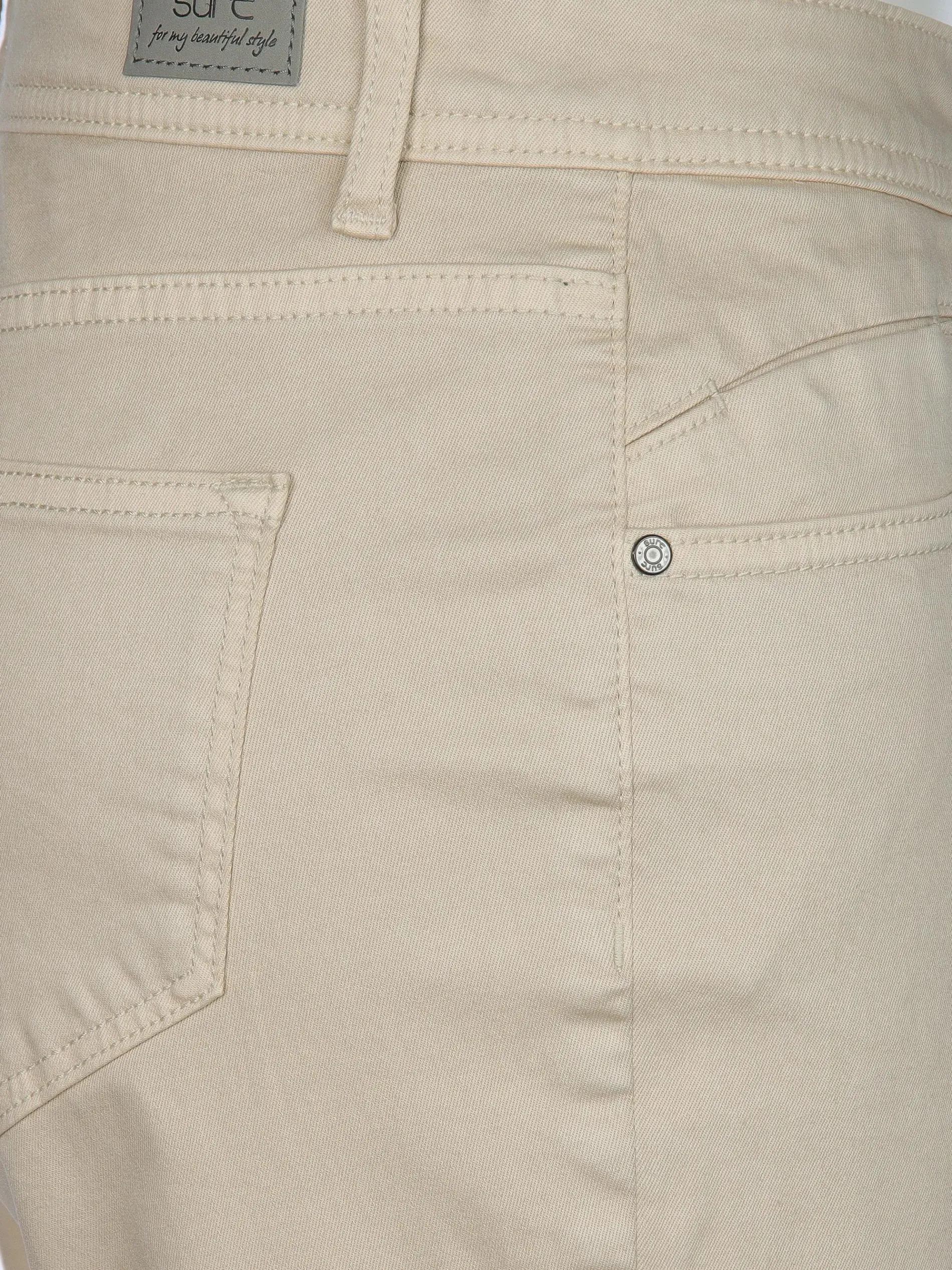 Damen Bermuda in Slim Fit