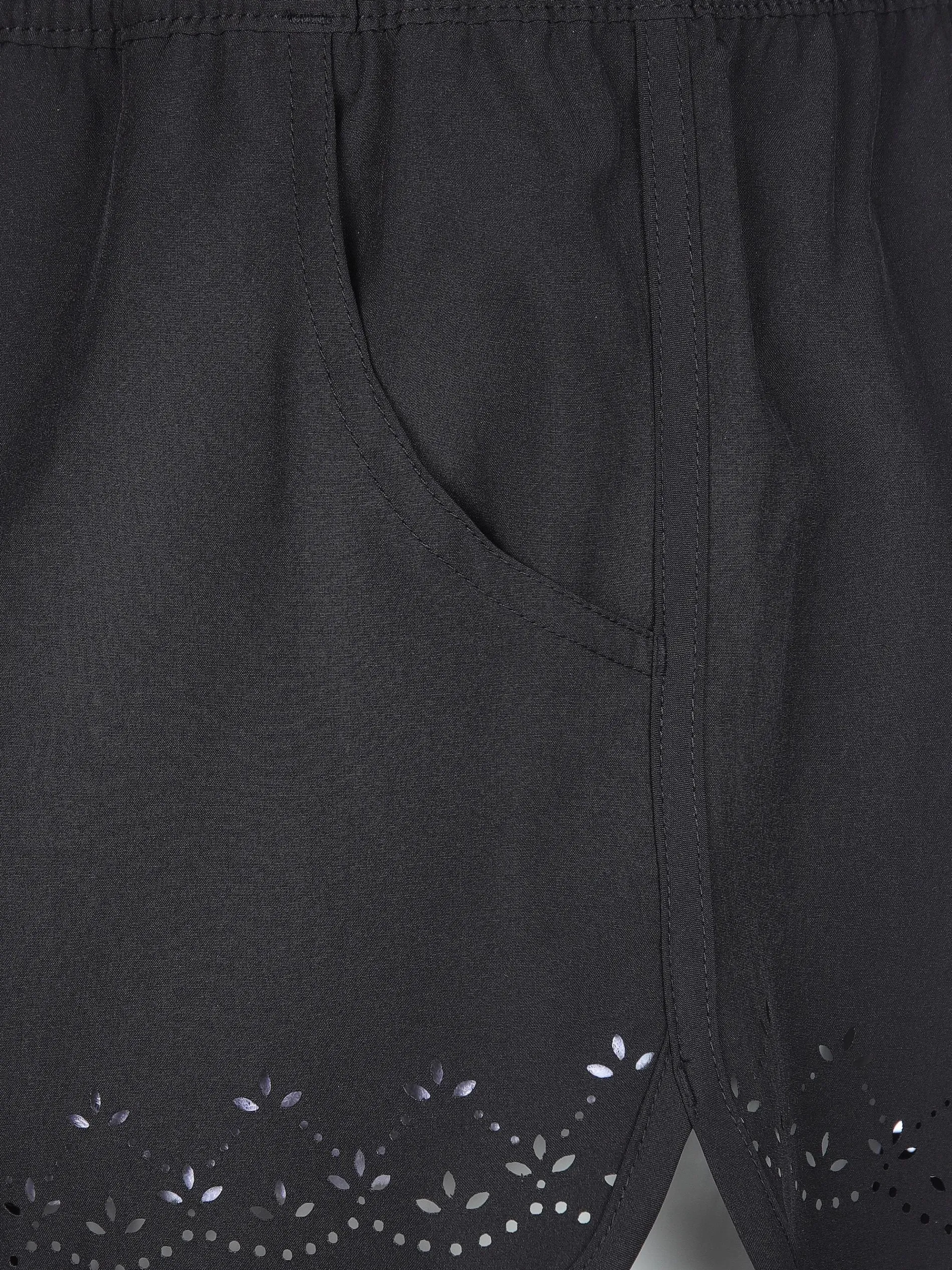 Damen Boardershorts mit Lasercut