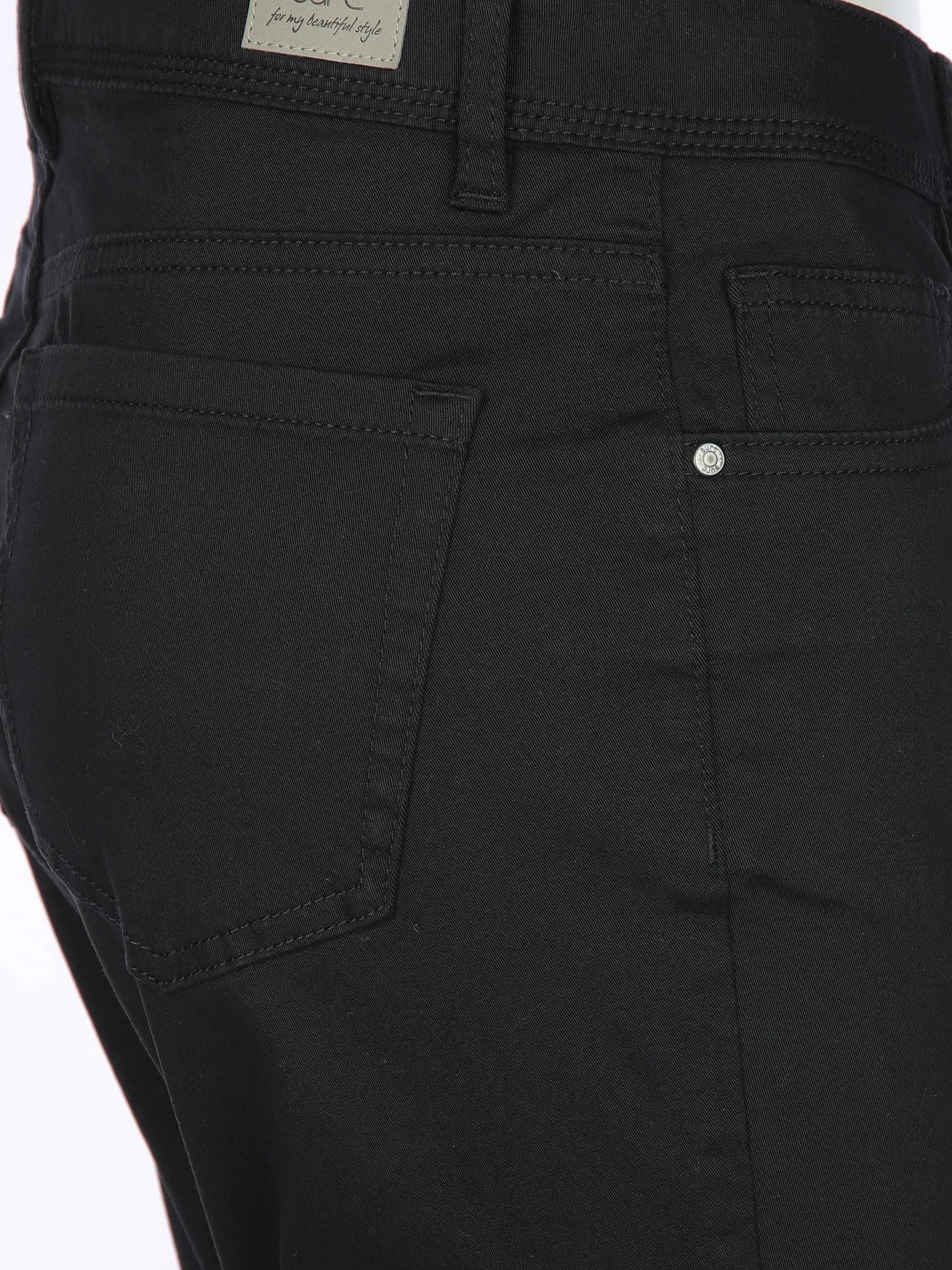 Damen Caprihose in slimfit Form