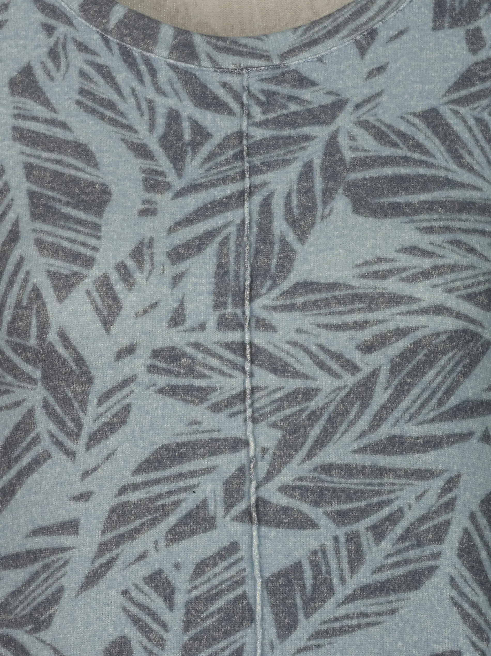 Damen Flauschshirt mit Blätterprint