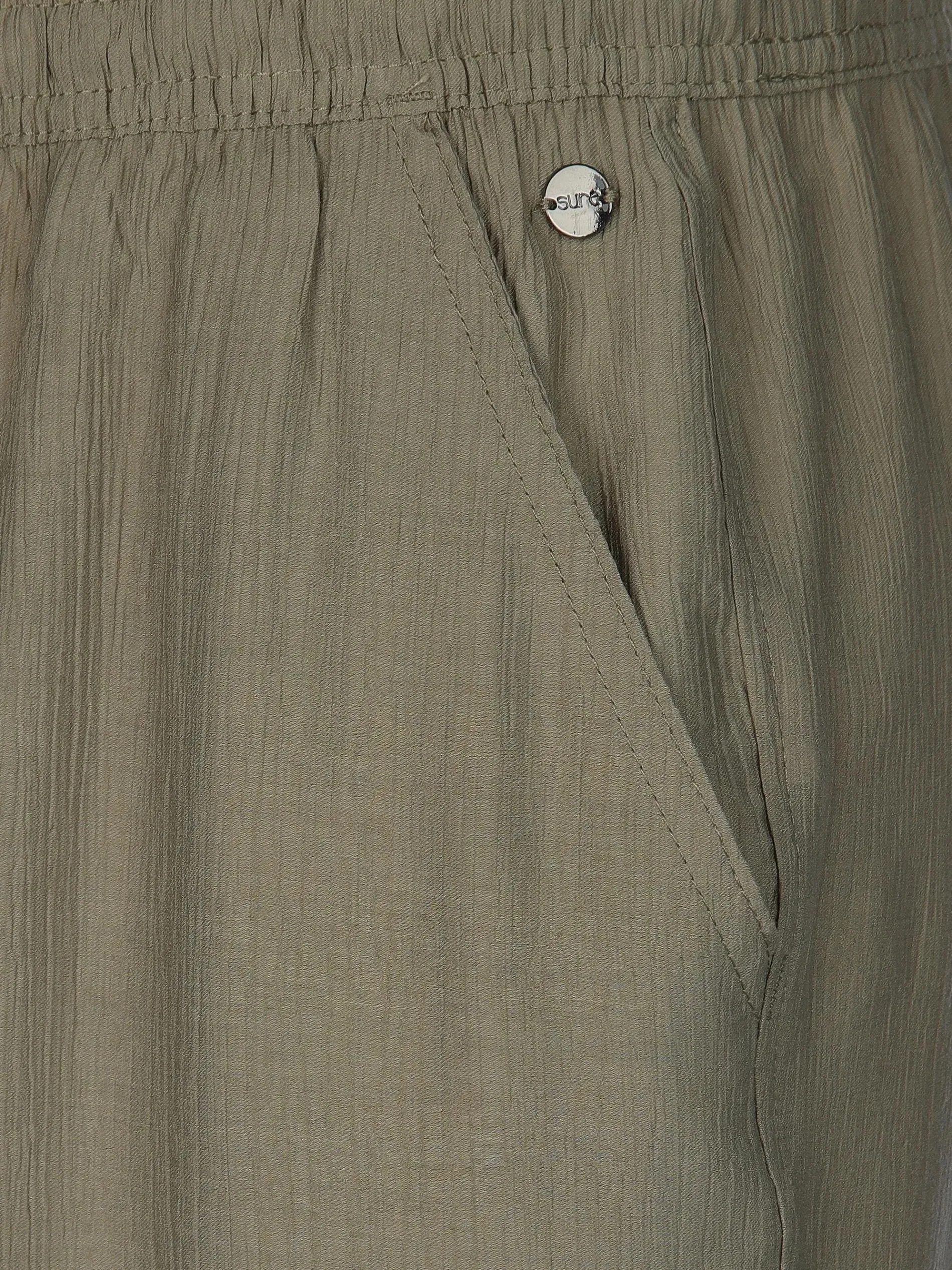 Damen Hose in Crinkle Optik