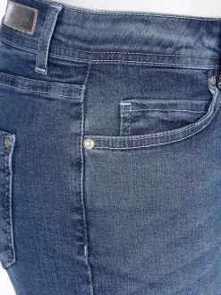 Damen Jeans in Slim-Fit 