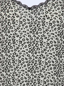 Damen Nachthemd in Leo-Optik