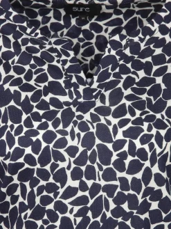 Damen Printshirt mit Serafino-Ausschnitt