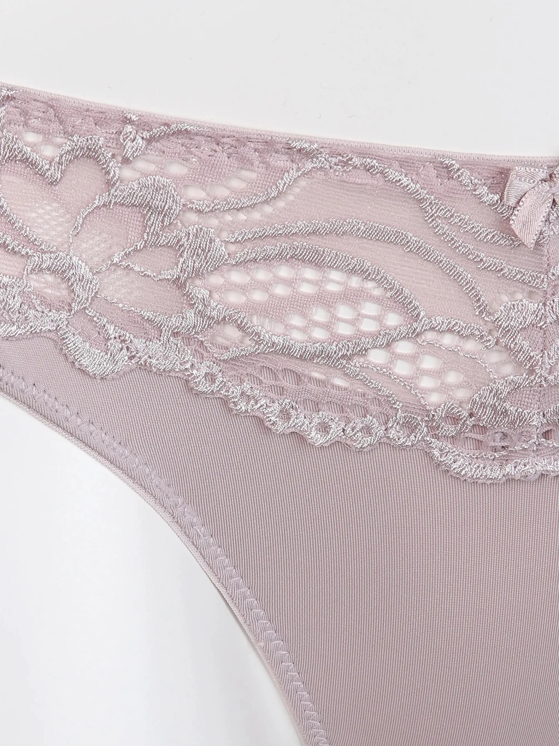 Damen Slip mit Spitze