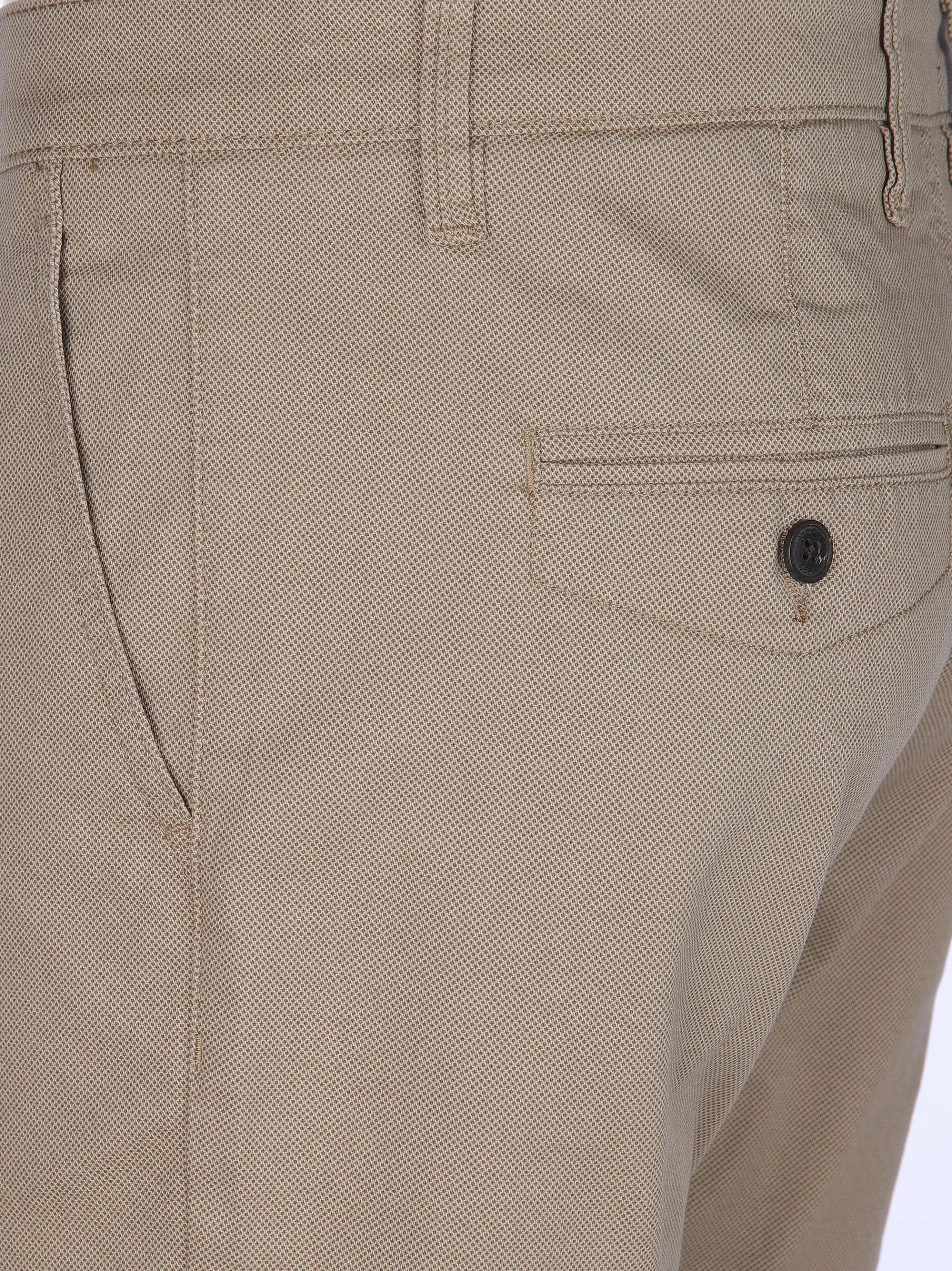 Herren Chino mit Minimalmuster
