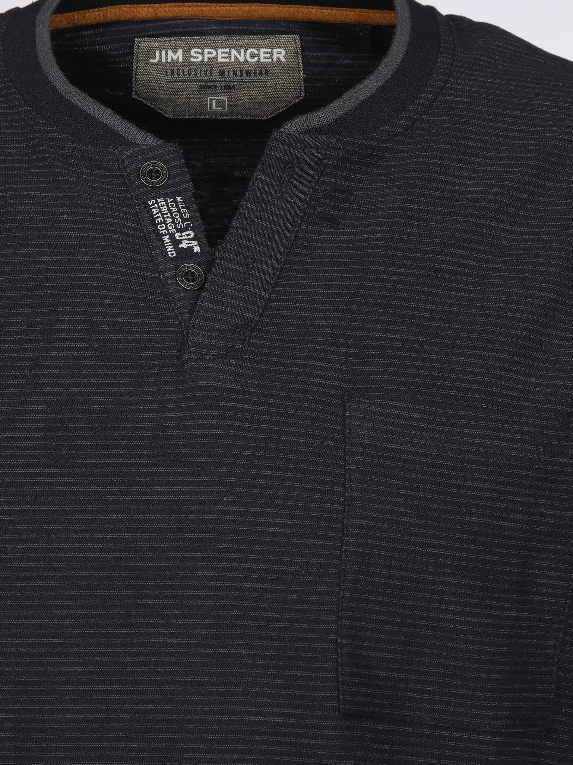 Herren Henleyshirt in melierter Streifenoptik