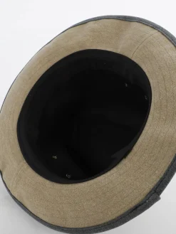 Herren Hut aus festem Stoff