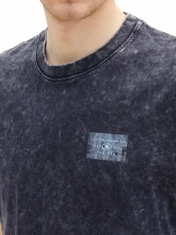 Herren Shirt in verwaschener Optik