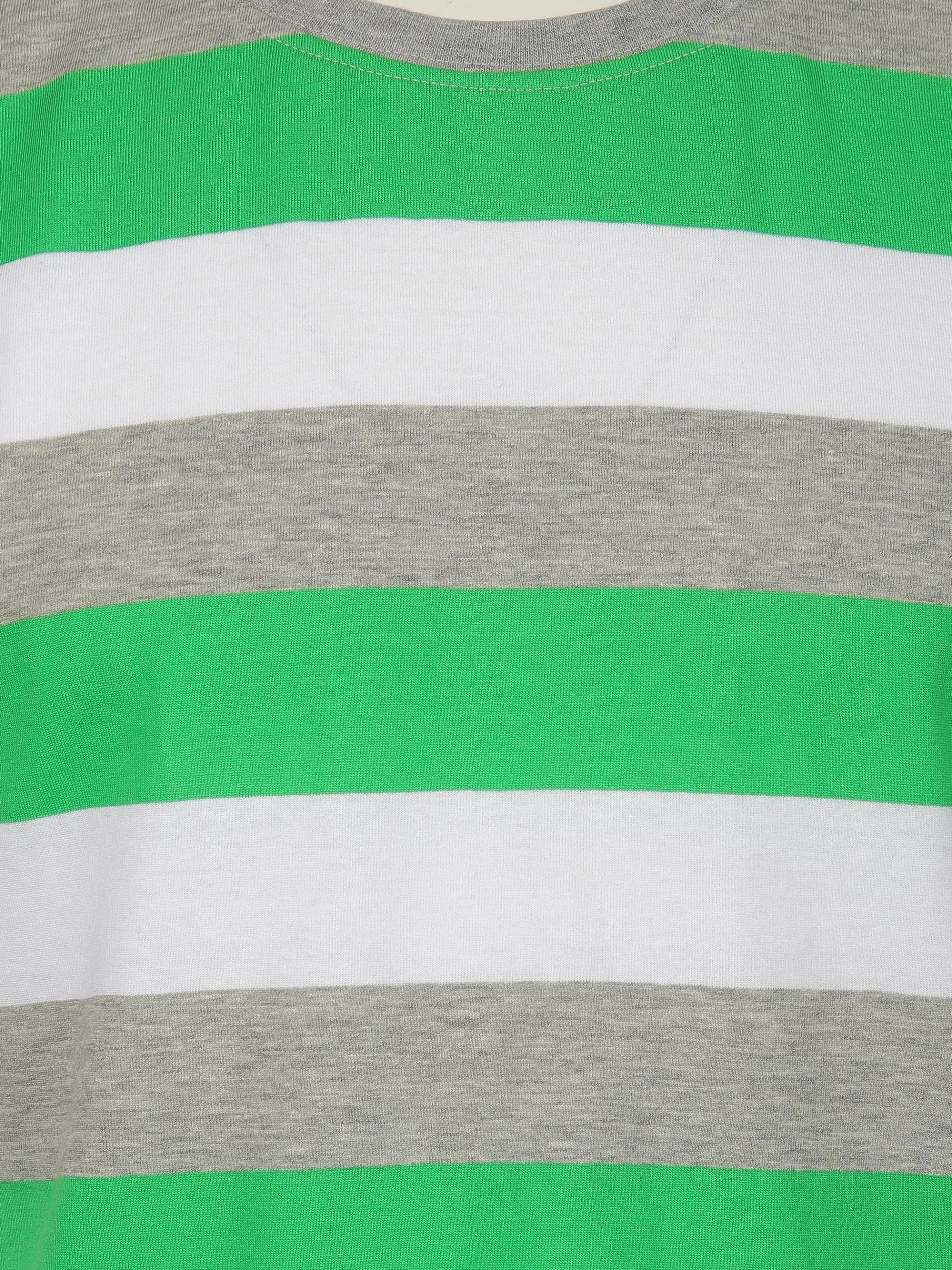 Herren Shorty mit Streifen