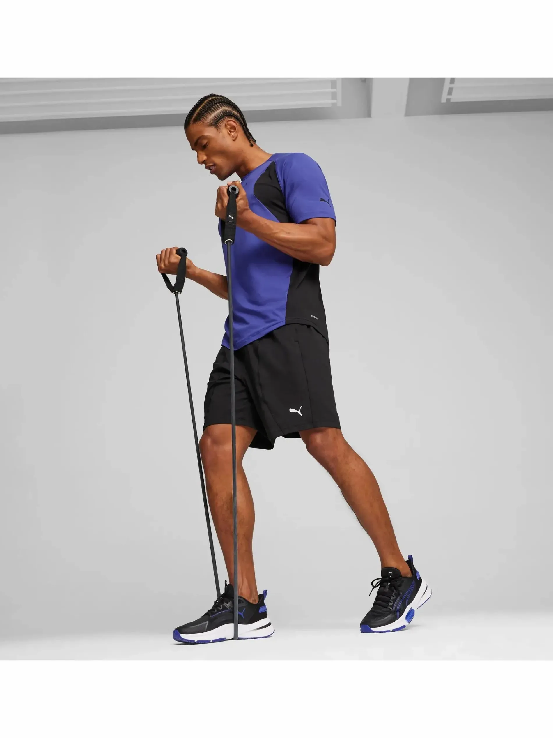 Herren Sporthose in kurzer Form