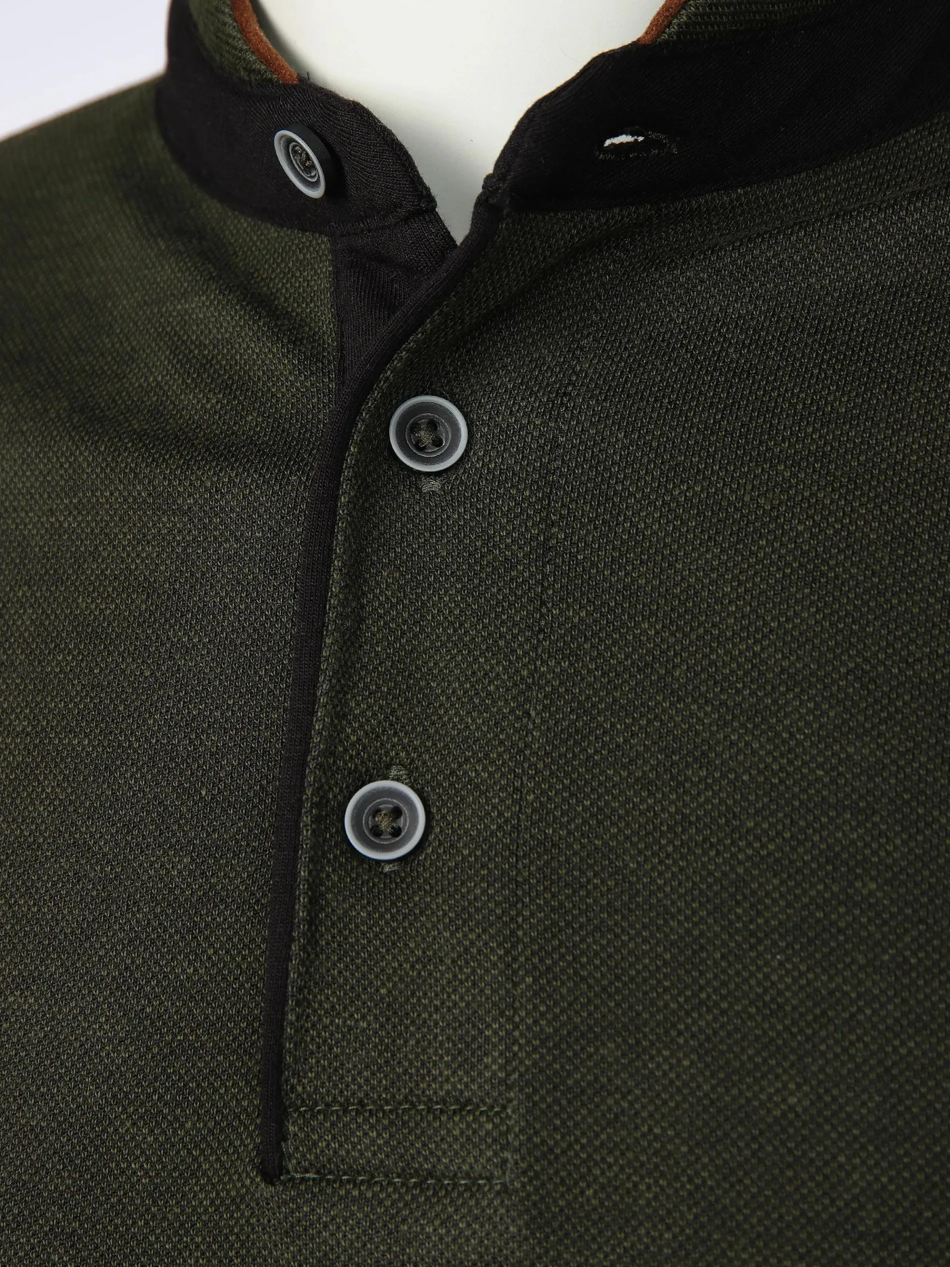 Herren Stehkragenshirt mit Knopfleiste