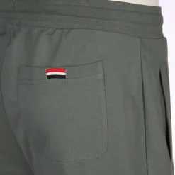 Herren Sweatshorts mit kleiner Stickerei