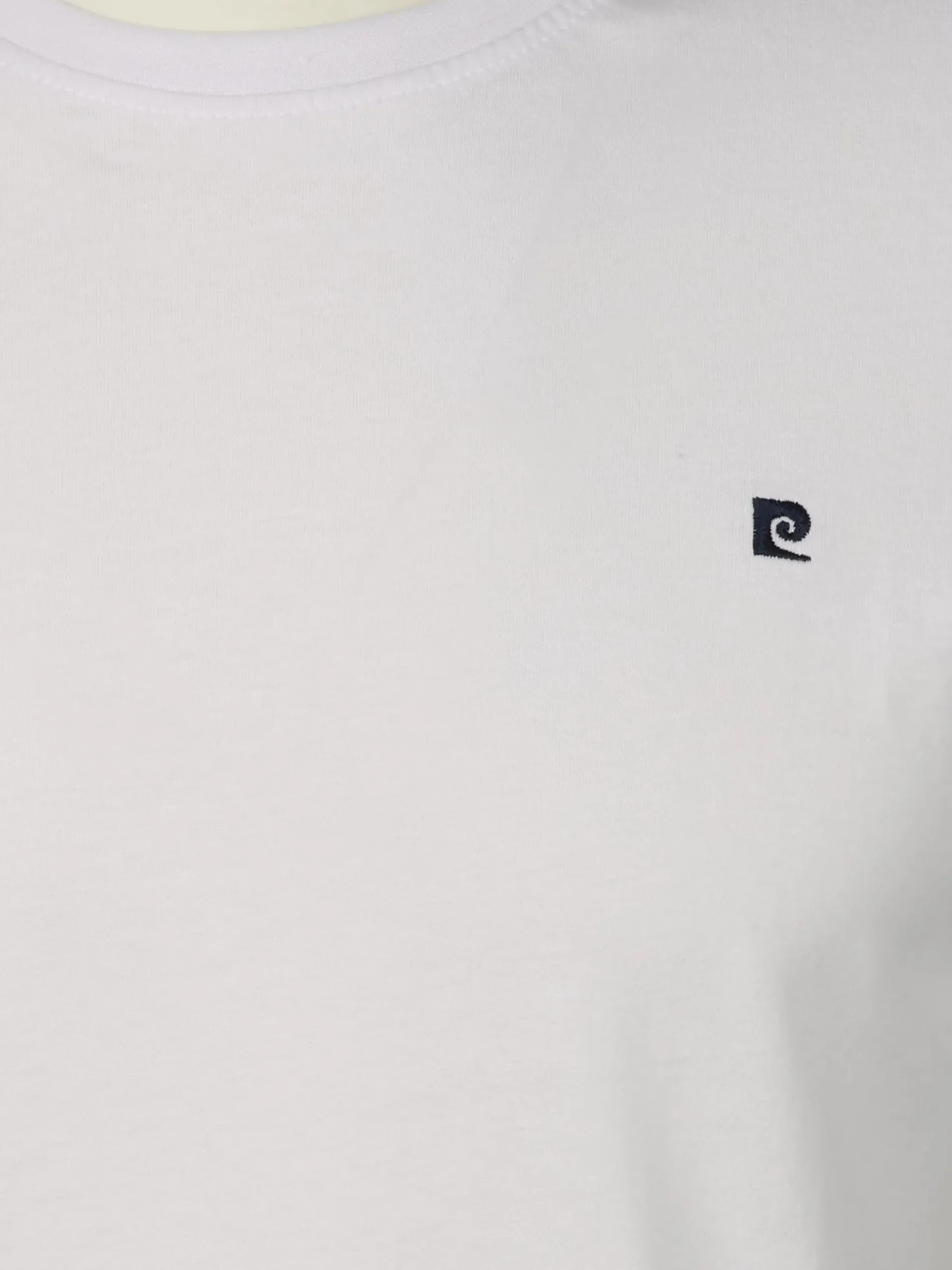 Herren T-Shirt mit kleinem Stickereilogo