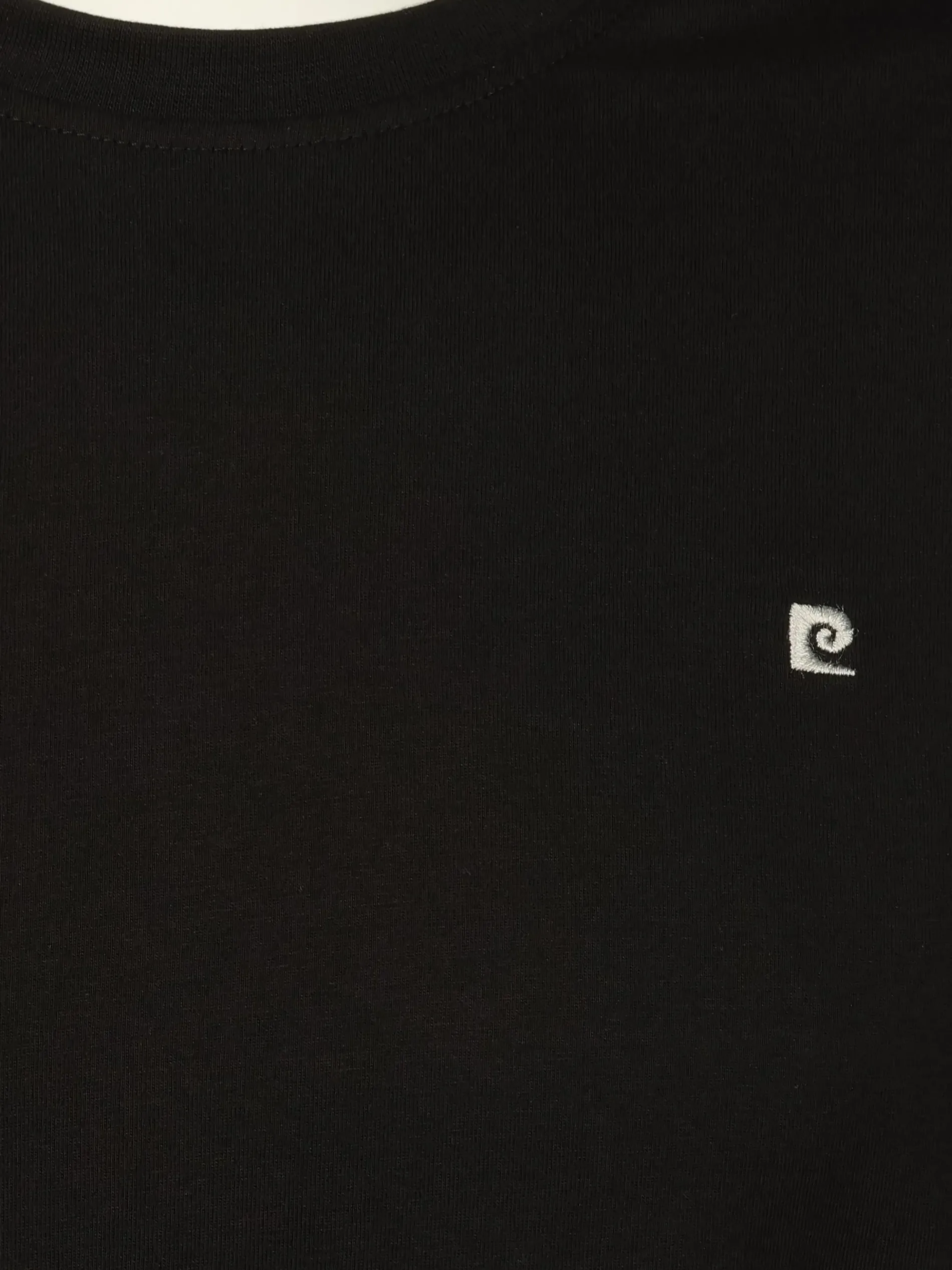 Herren T-Shirt mit kleinem Stickereilogo