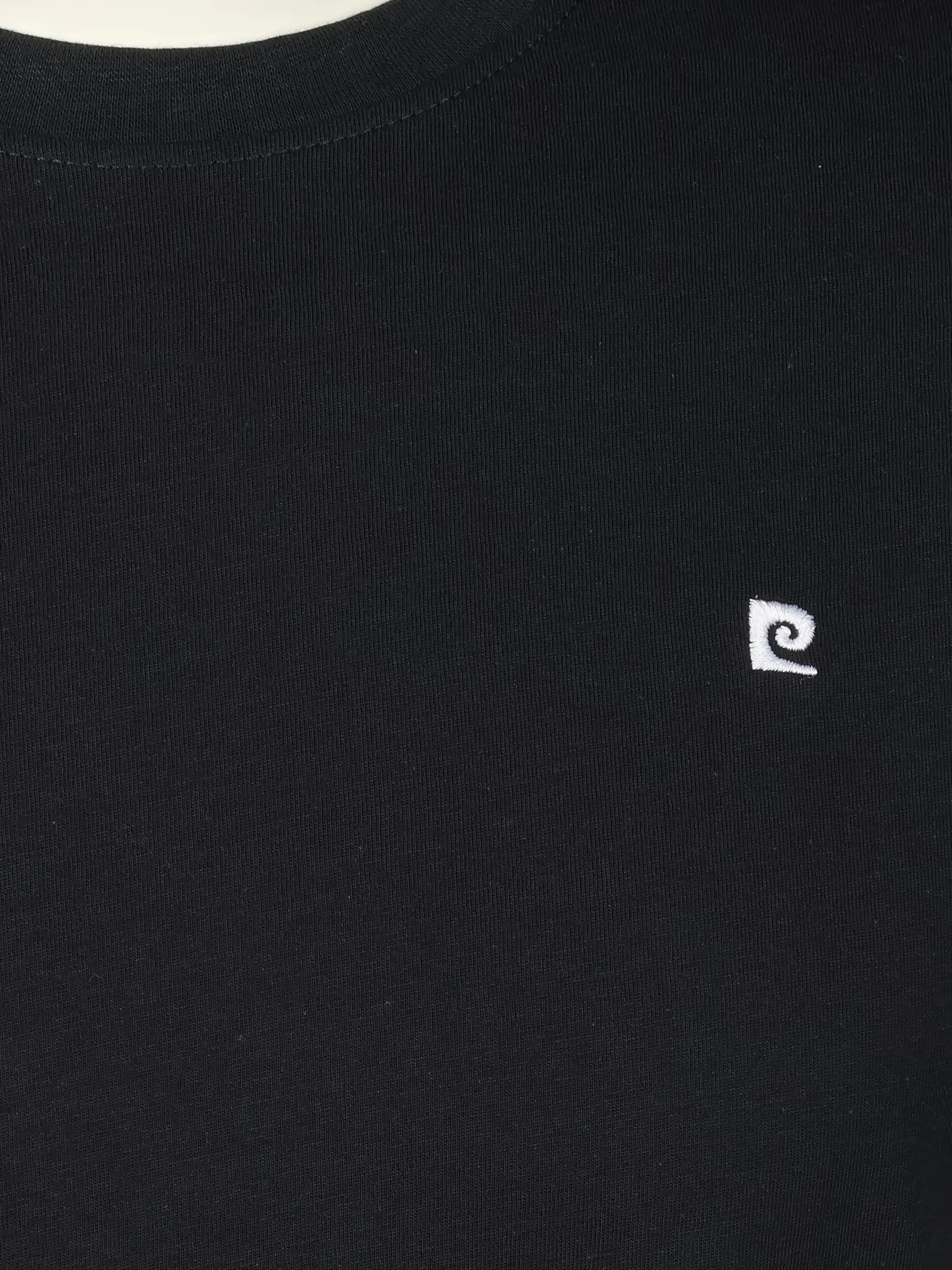 Herren T-Shirt mit kleinem Stickereilogo