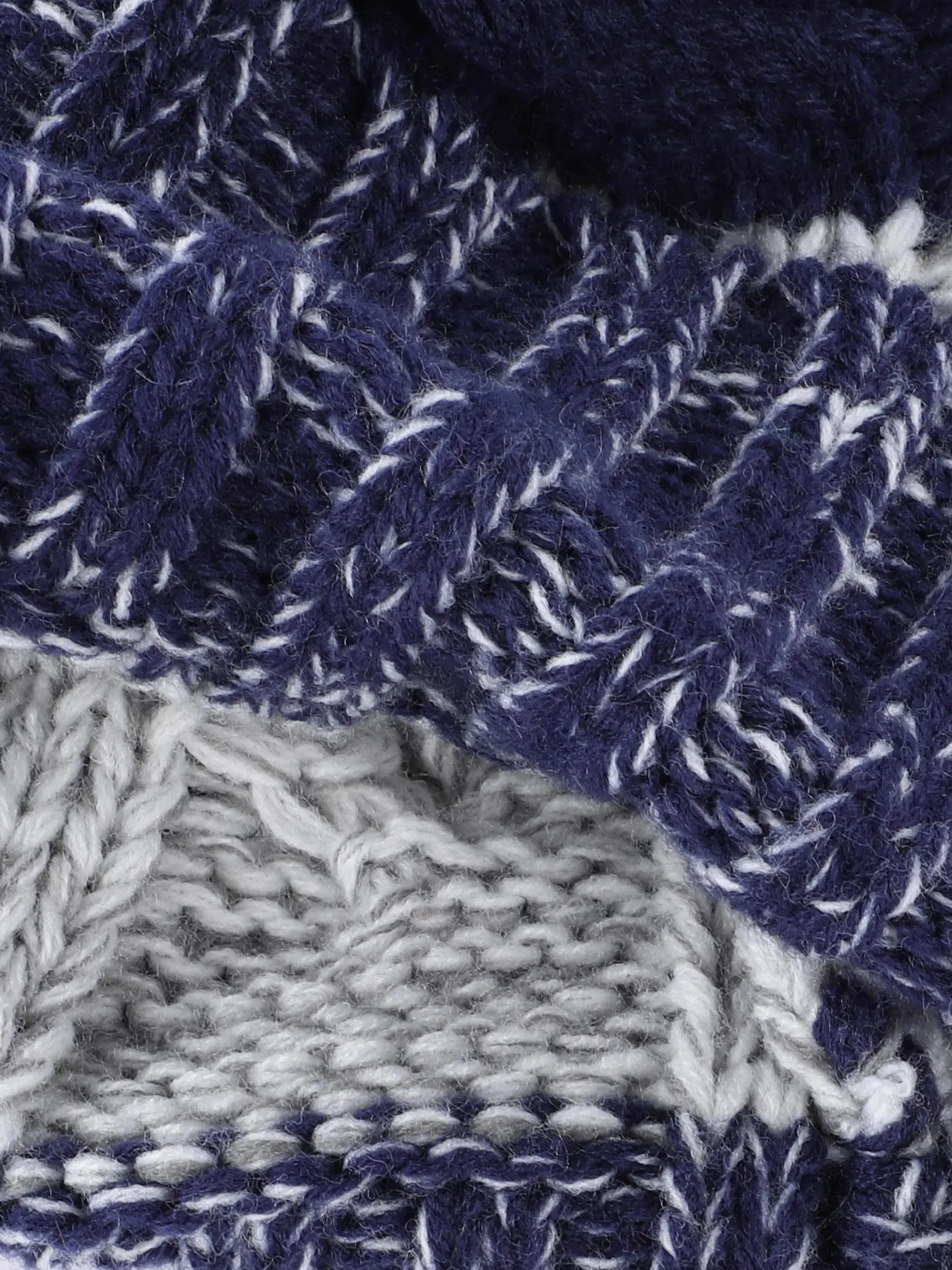 Jungen Mütze mit Pompom