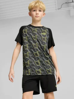 Jungen Sportset, bestehend aus Shirt und kurzer Hose