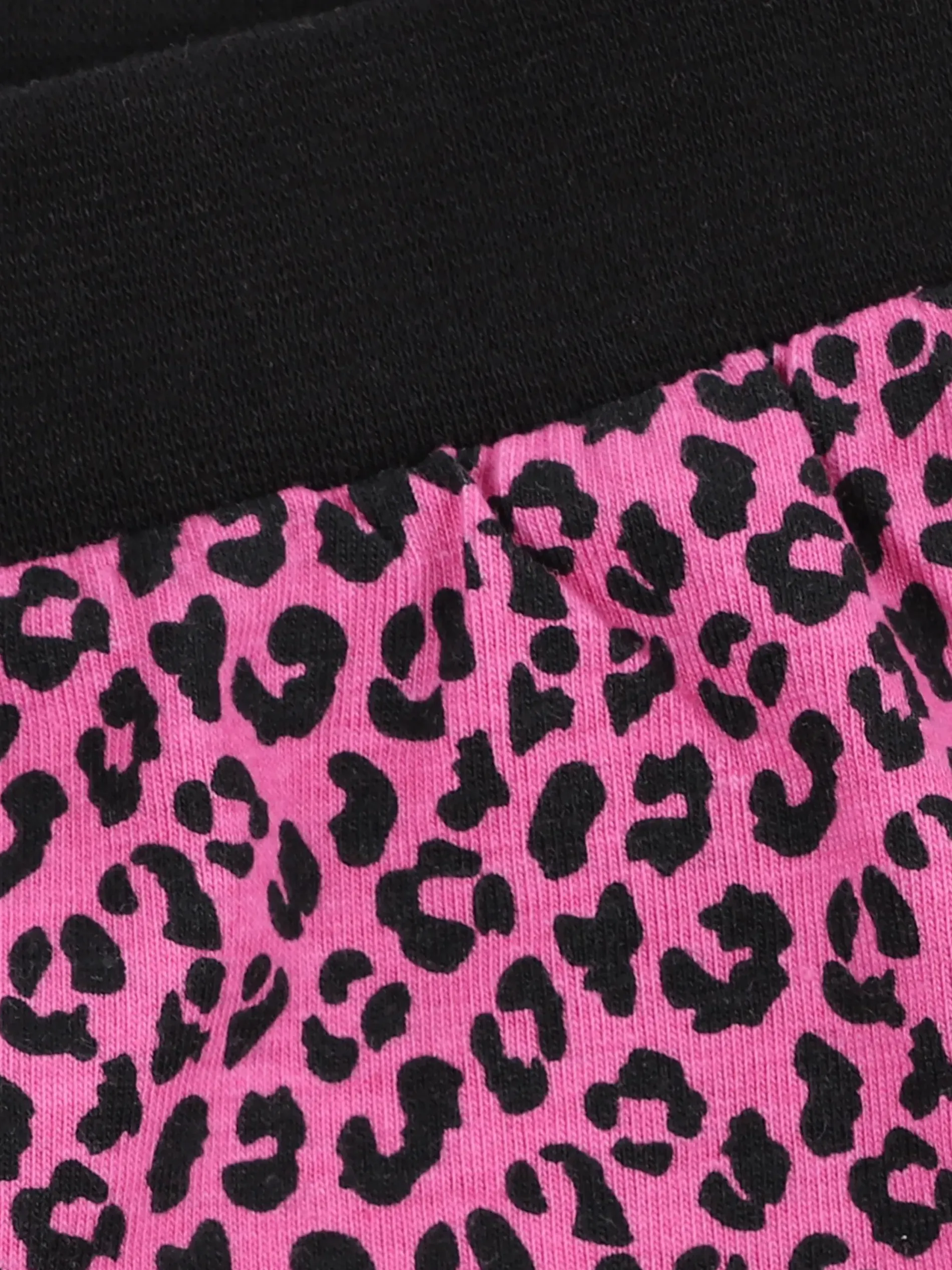 Mädchen Leggings im Minimalprint