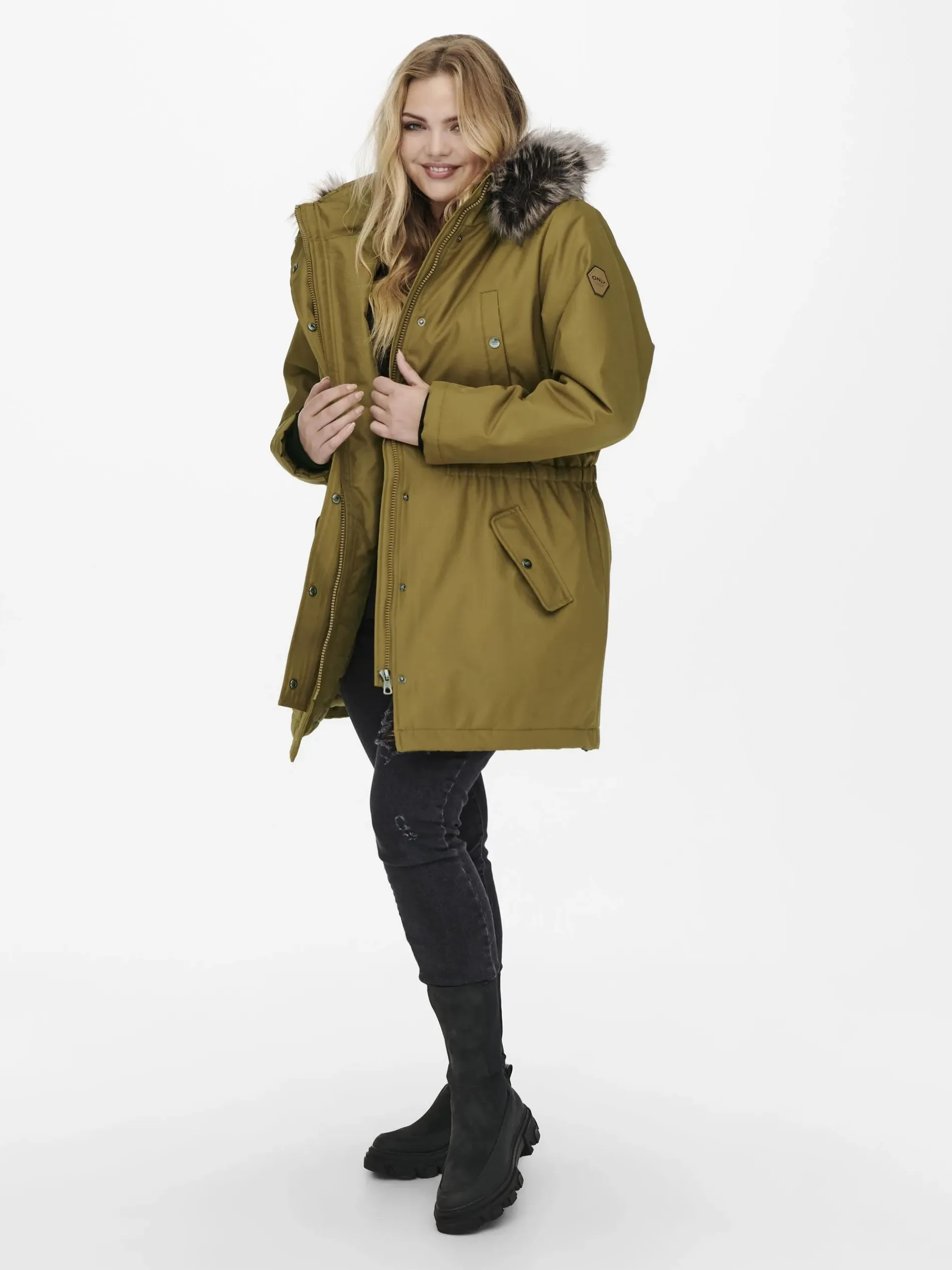 Only Carmakoma CARIRENA Parkamantel