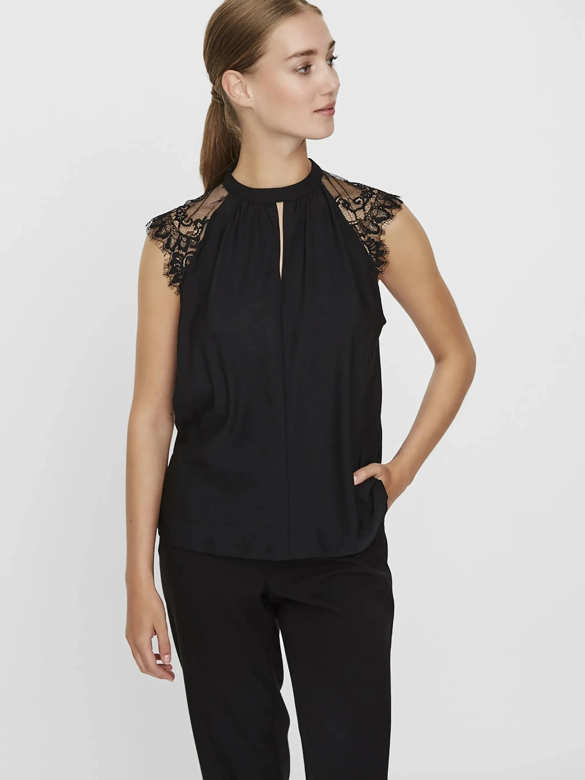 Vero Moda VMMILLA SL LACE TEE G Spitzentop